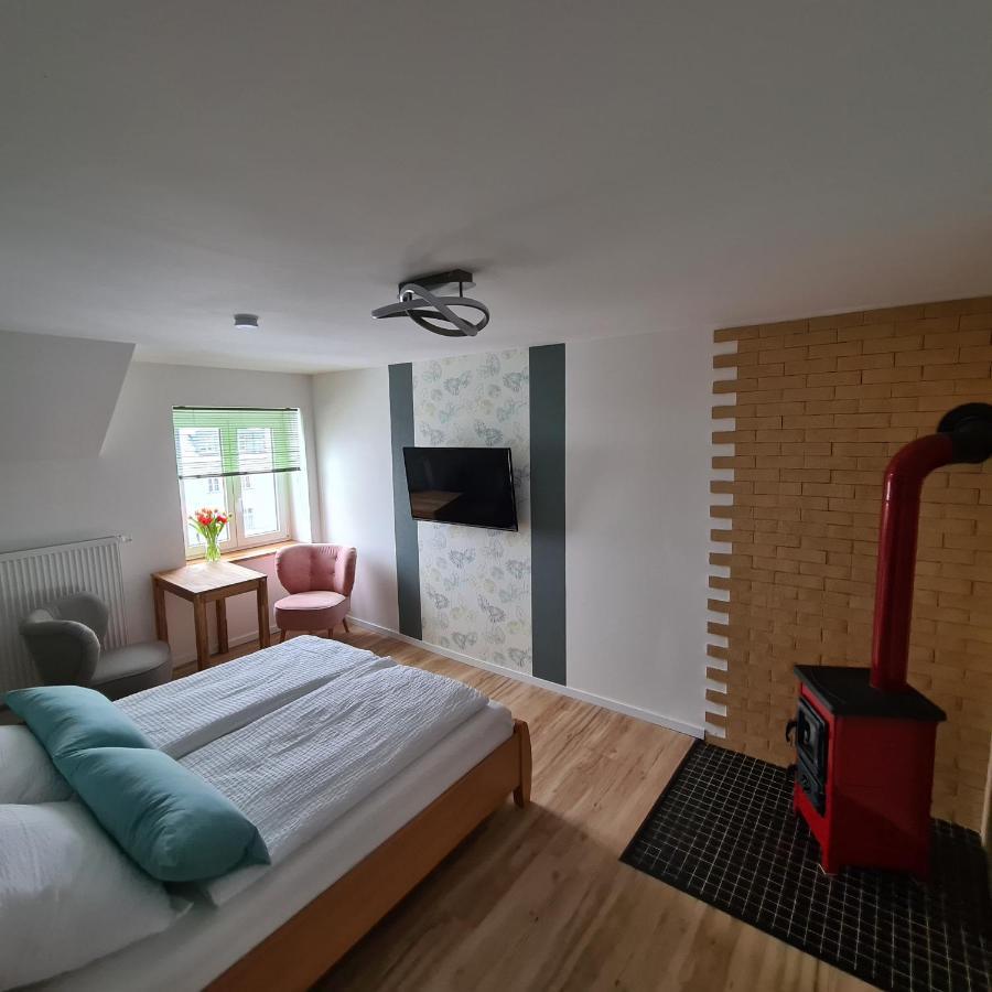 Gaestezimmer Treuen - Bed & Breakfast Exterior photo